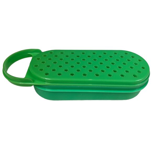 Tupperware Vintage 3 Piece Grater Zester Shredder in 1970's Jadeite Green - Picture 6 of 12